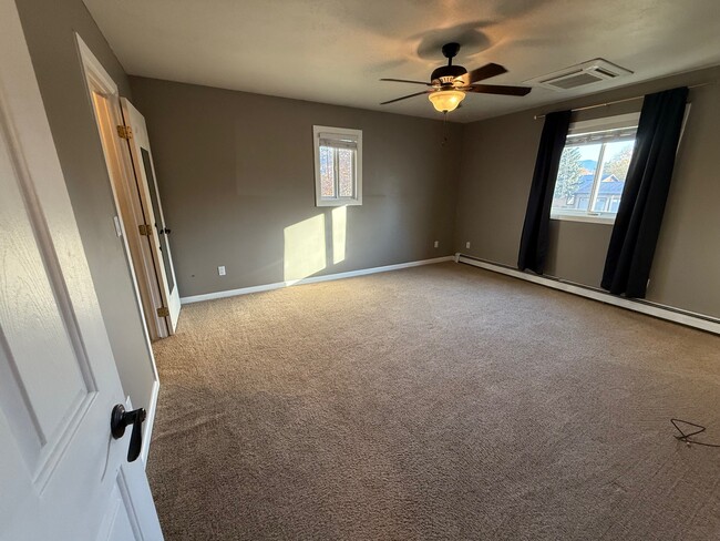 Building Photo - 503 N Yellowstone Ave