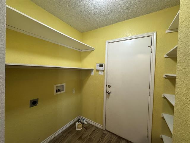 Building Photo - 823 Colson Dr