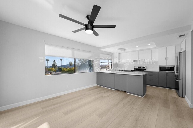 Building Photo - 6863 Caminito Mundo