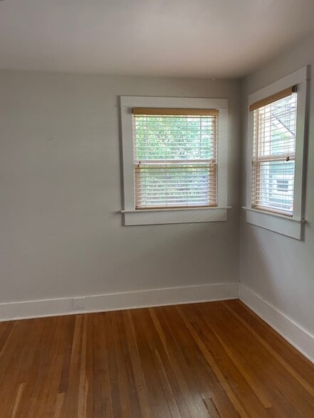 Study - 4615 Fremont Ave N