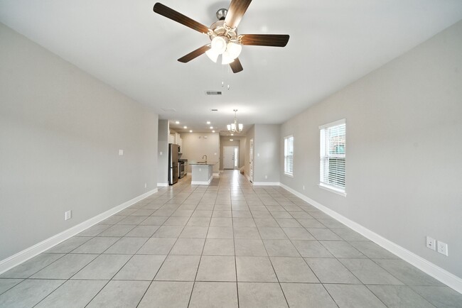 Building Photo - 32943 Turning Springs Dr