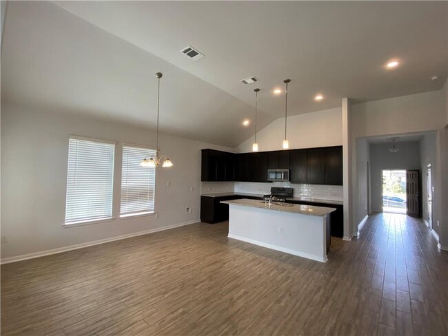 Building Photo - 481 Leadtree Loop