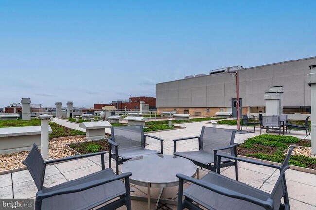 Building Photo - 2501 M St NW