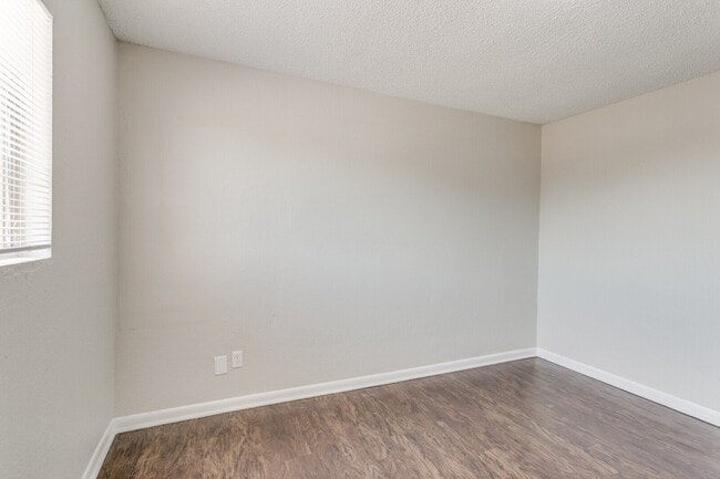 Building Photo - $775 - 2BR Priced as a 1BR! + $99 Move in Special!