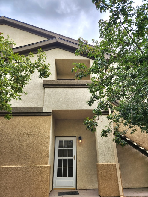 Building Photo - 4008 Riviera Grove