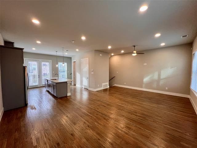 Building Photo - 714 N Plano Rd