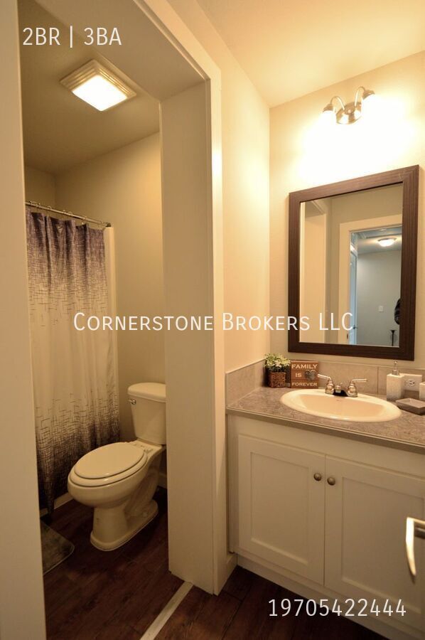 Building Photo - NO Waitlist + $500 Off First Months Rent +...