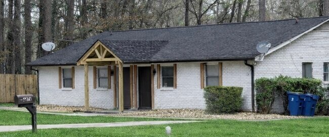 Building Photo - 6478 Voyles Dr