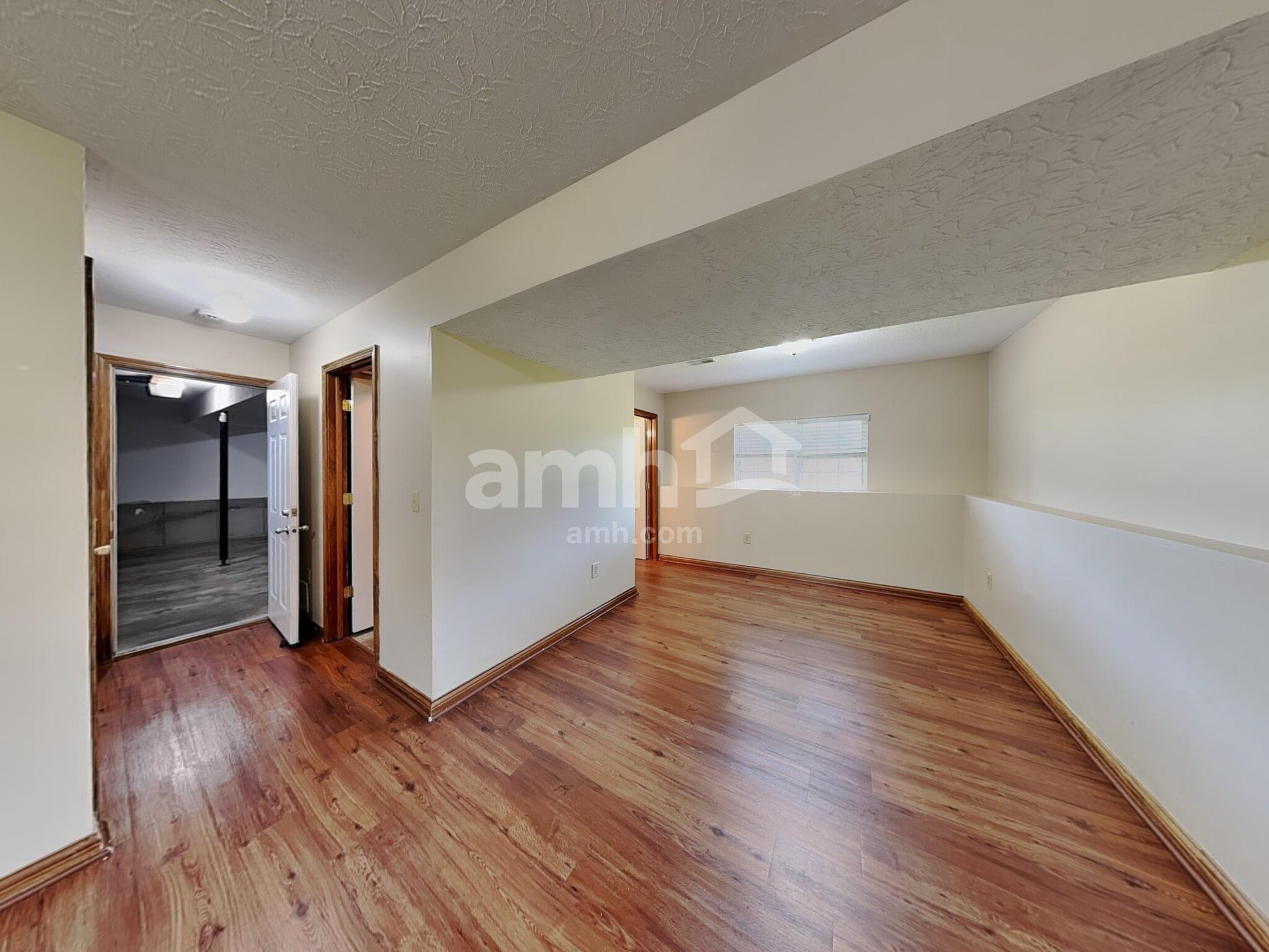 Building Photo - 601 Tupelo Dr