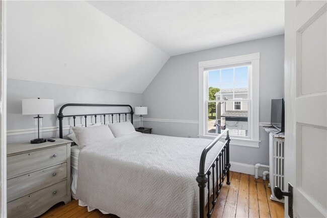 Building Photo - 40 W Narragansett Ave