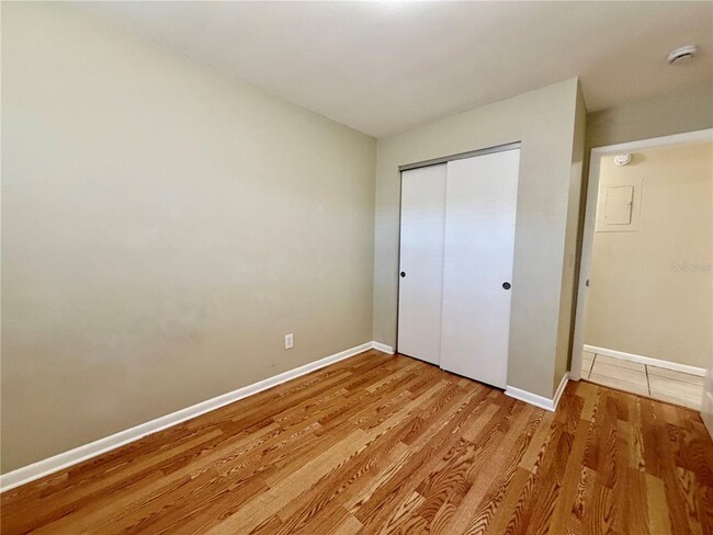 Building Photo - 6813 S Cortez Ave