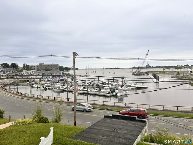 Building Photo - 49 Seaview Ave