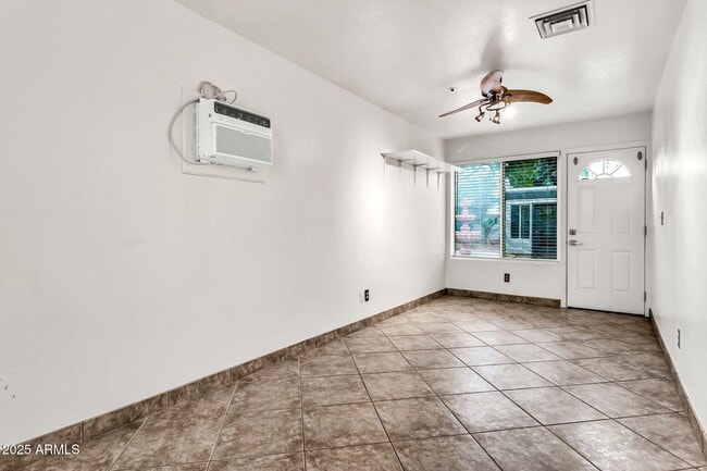 Building Photo - 9379 E Windrose Dr