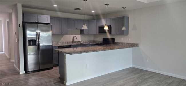 Building Photo - 1139 Abrams Blvd