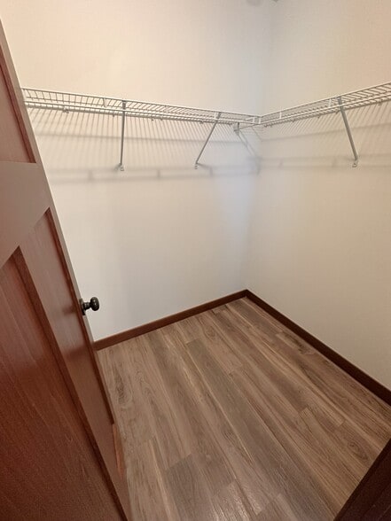 Building Photo - 1726 Aspen Ct