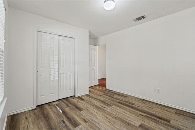 Building Photo - 17912 Aleppo Pine