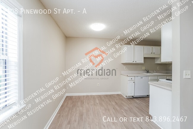 Building Photo - 108 Pinewood St