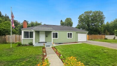 Building Photo - Rambler with Adult Family Home Certification – 3 Bed, 1 Bath + Additional Living Spaces