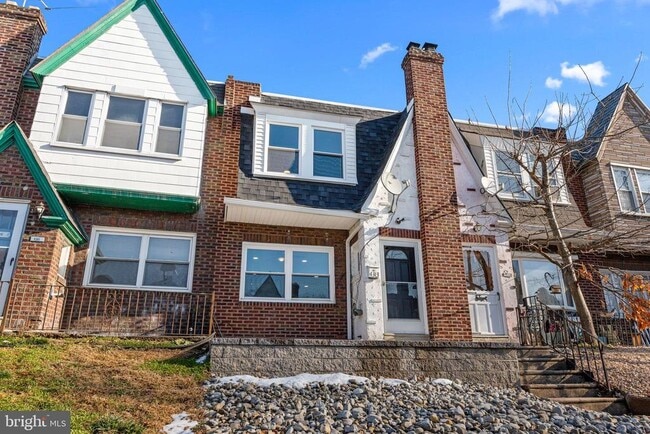 Building Photo - 4313 Teesdale St