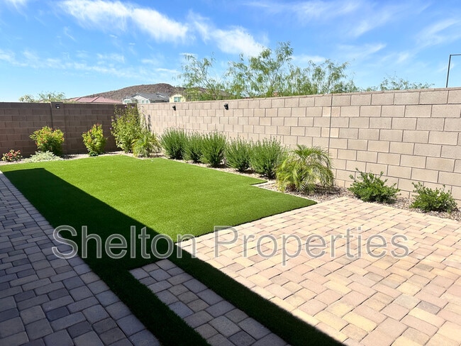 Building Photo - 28394 N 132nd Ave.