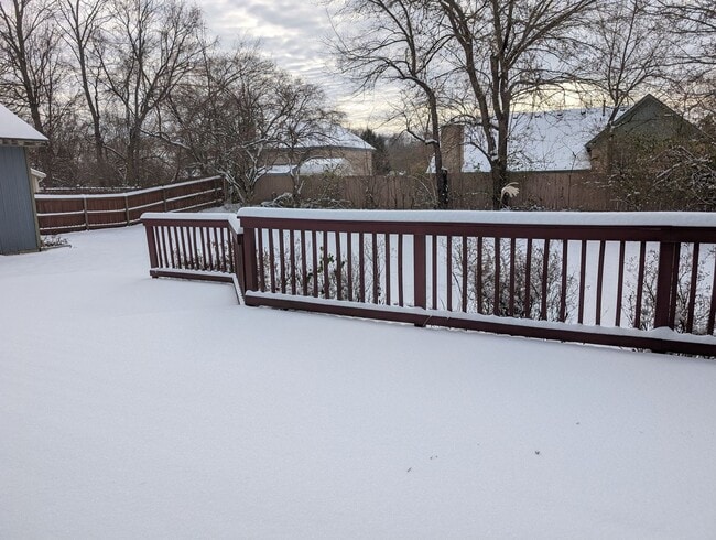 Building Photo - 4 Bedroom Beavercreek Home - AVAILABLE NOW!