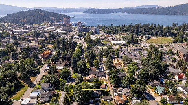 Building Photo - 723 N Government Way