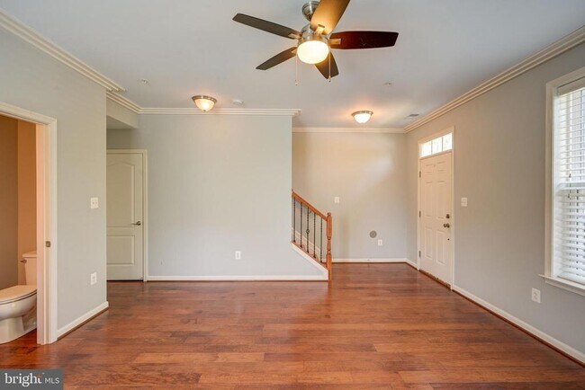 Building Photo - 525 Halite Dr