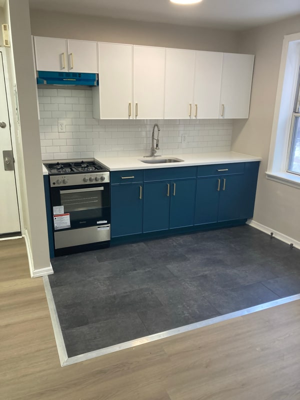 Building Photo - 44 Irving St