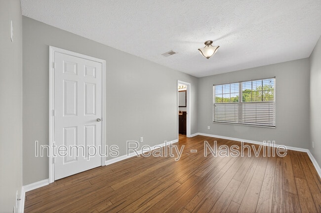 Building Photo - 3271 Harpeth Springs Dr