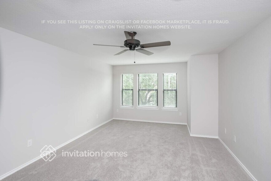 Building Photo - 826 Trilby