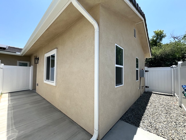 Building Photo - 14163 Martin Pl