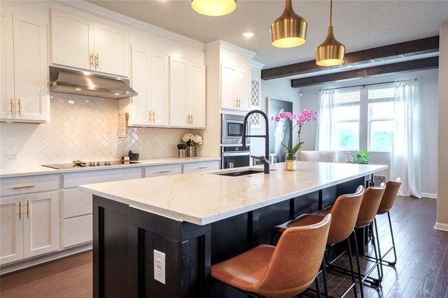 Building Photo - 17600 Penfolds Dr