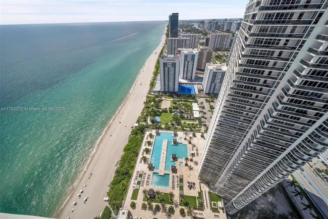 Building Photo - 1830 S Ocean Dr