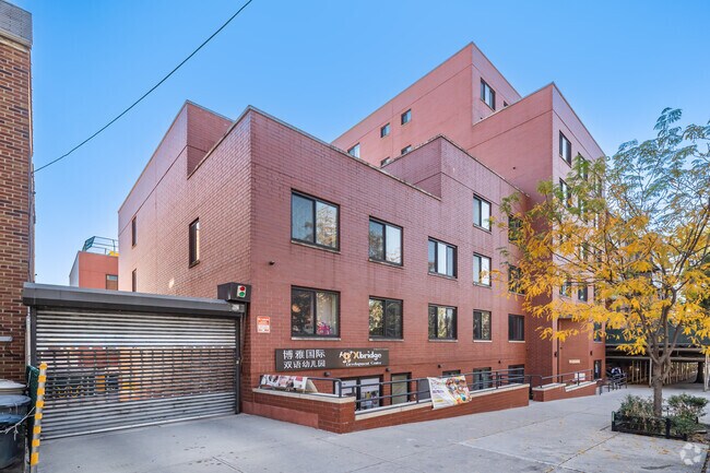 Primary Photo - 87-22 51st Ave