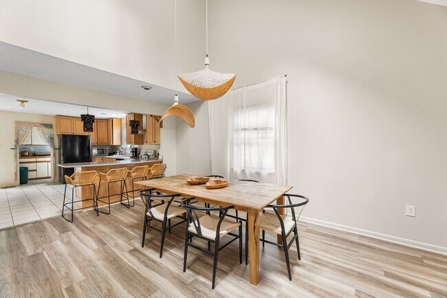 Building Photo - 250 OFF  RENT!! Beautiful Fully Loaded Hom...
