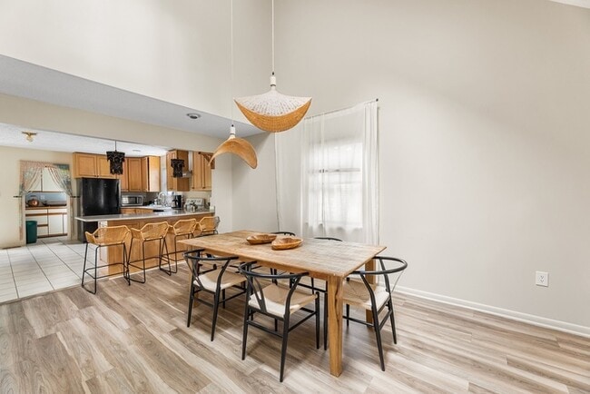 Building Photo - Beautiful Fully Loaded Home Ready to Rent!!!!