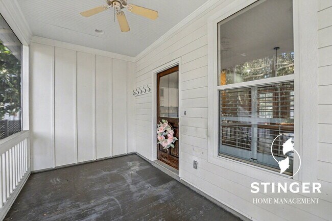 Building Photo - 2677 Broad St