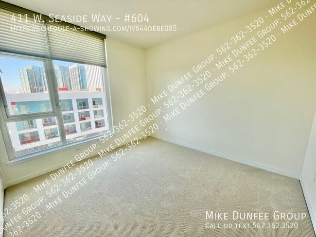 Building Photo - Upgraded 2 Bedroom, 2 Bath, 2 Parking Cond...