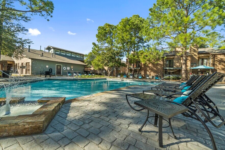 Building Photo - 1408 Teasley Ln