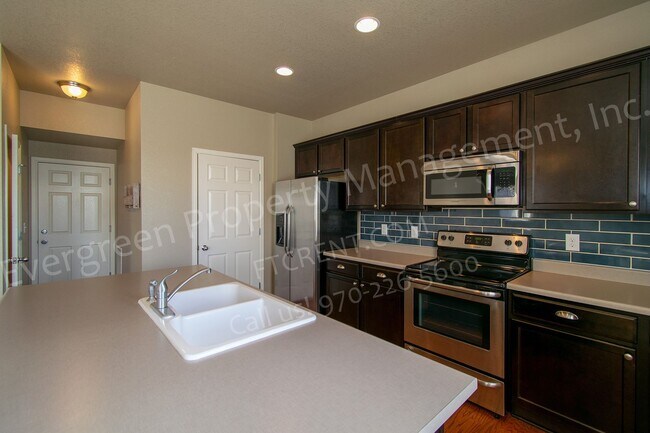 Building Photo - 6807 Grainery Rd