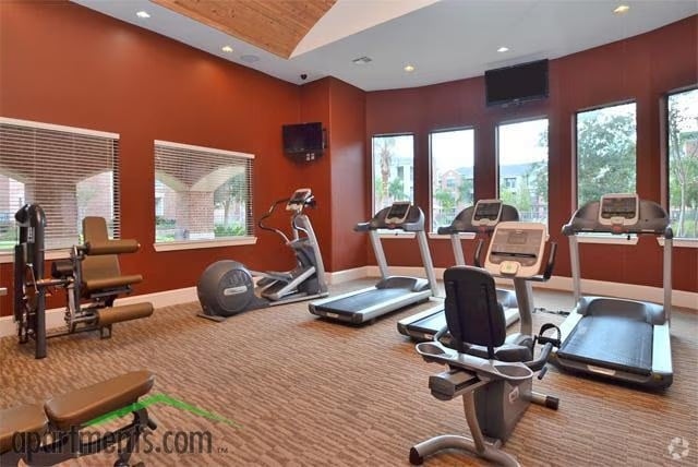 Building Photo - Limited-Time Savings in Scenic Setting!