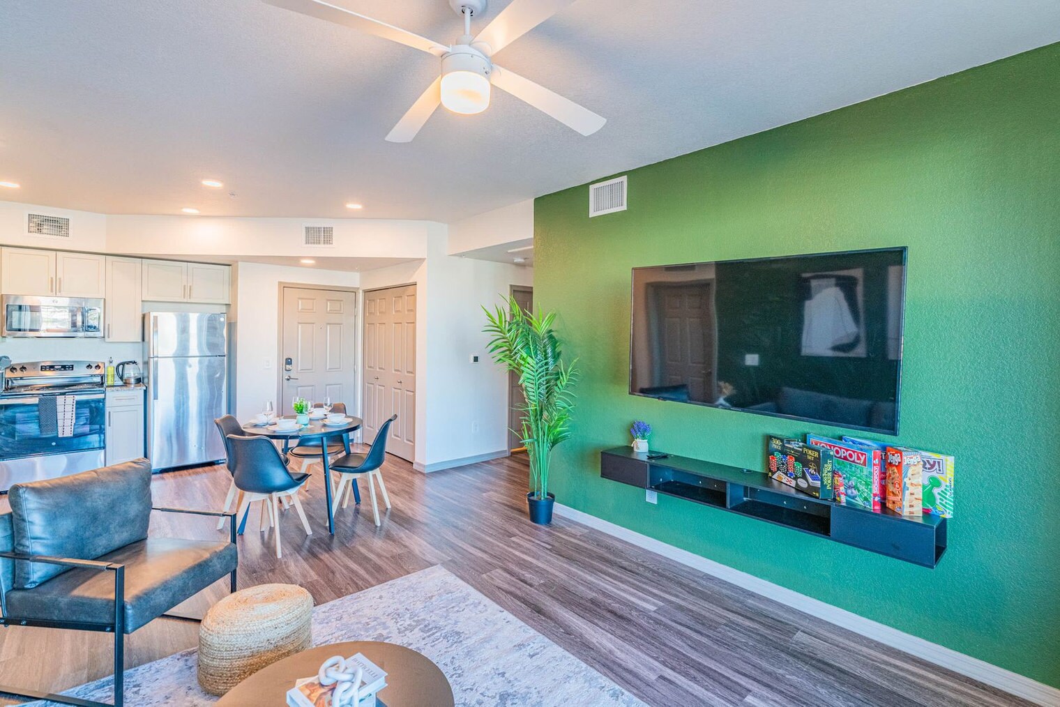 Building Photo - 9600 W Georgia Ave