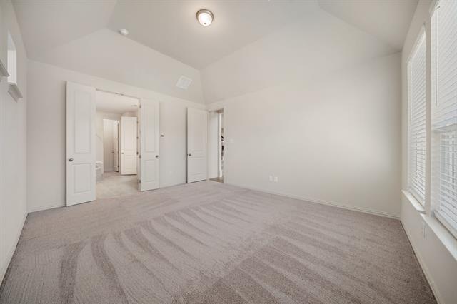 Building Photo - 912 Alberta