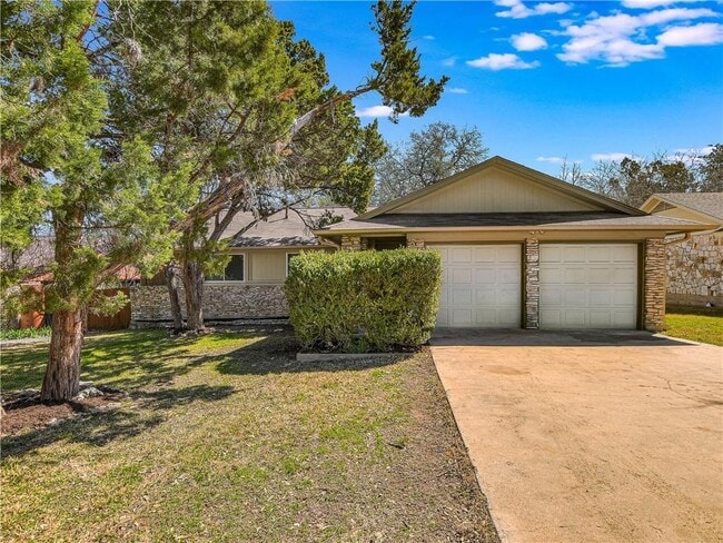 Building Photo - 11711 Oak Knoll Dr