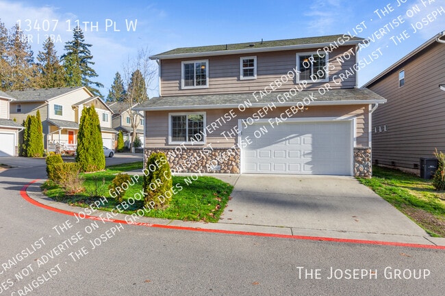 Building Photo - 13407 11th Pl W