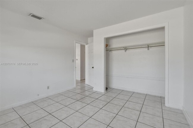 Building Photo - 2140 NW 21st Terrace
