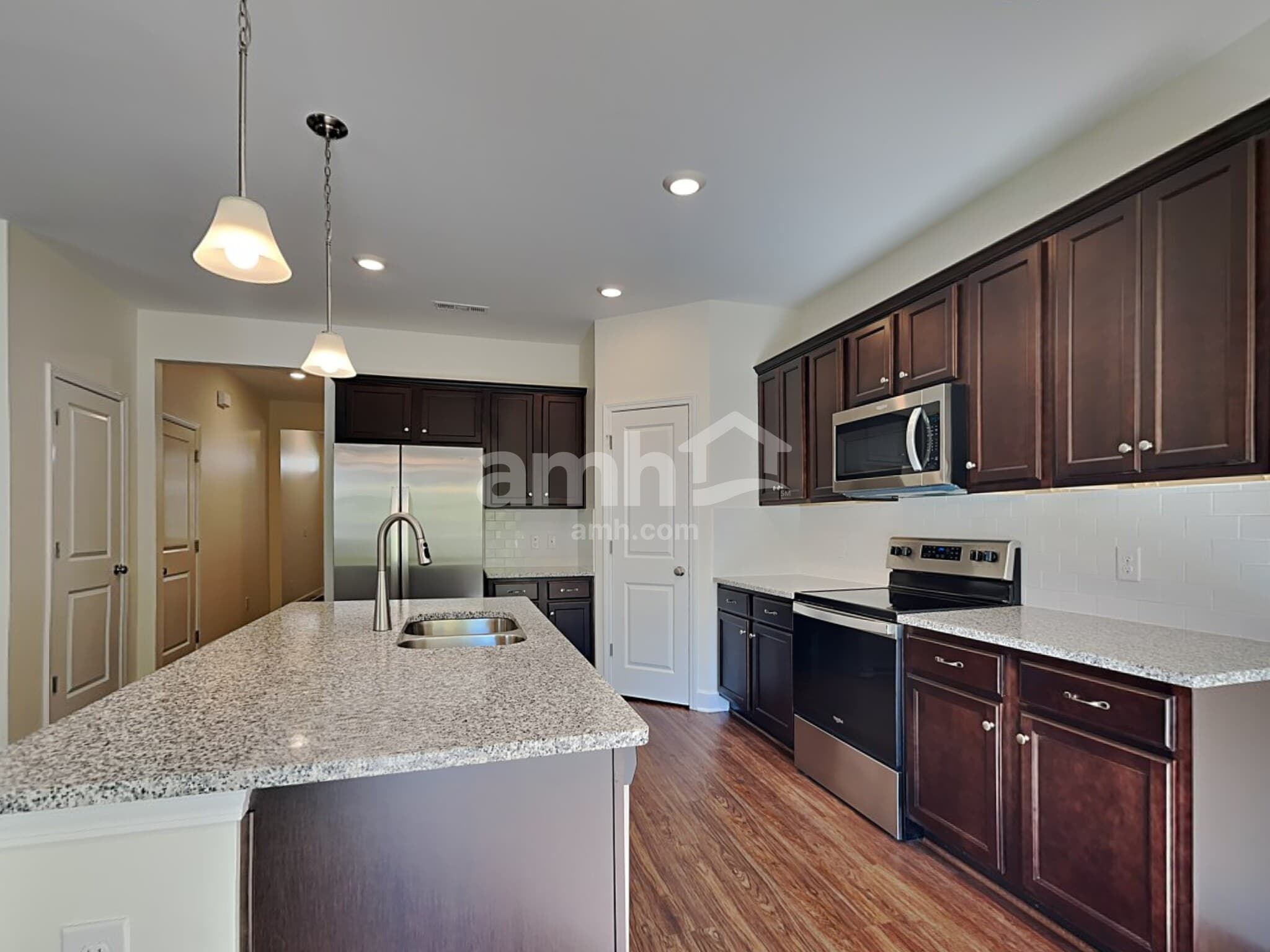 Building Photo - 816 Mary Beth Ct