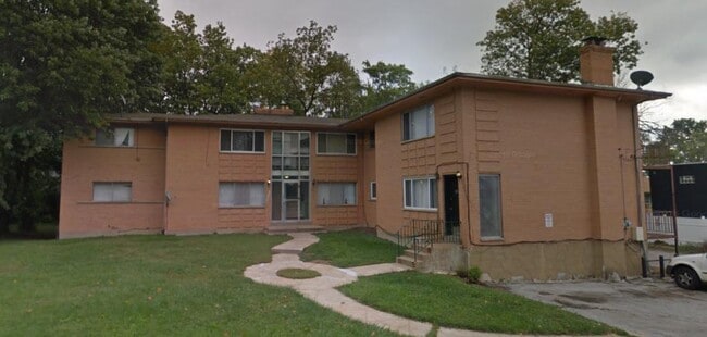 Building Photo - 1112 George St