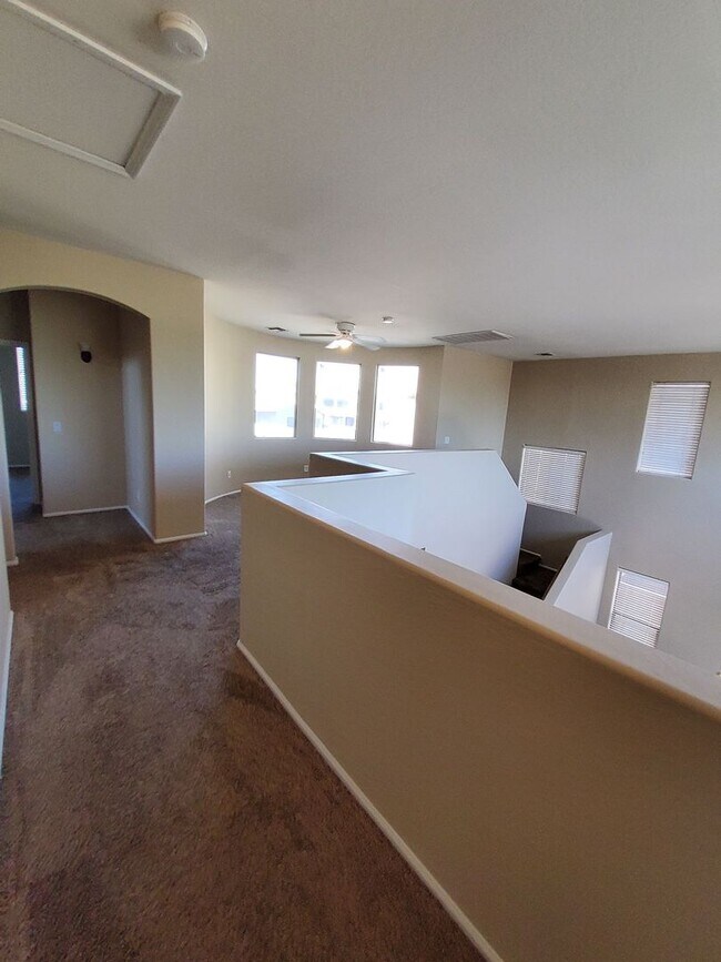 Building Photo - 43172 W Rio Bravo Dr