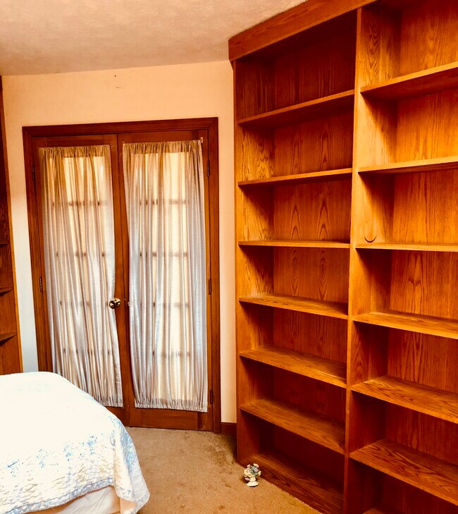 Office or Bedroom - 9740 Purcell Hill Rd